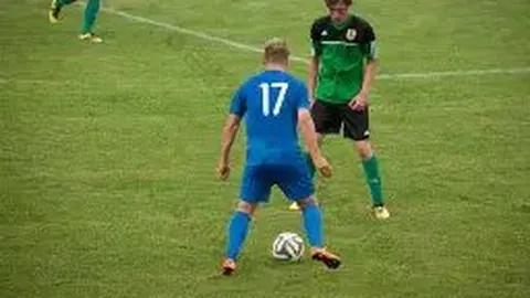 《北青报道：余望不随队共庆冲超荣耀，毅然投身U22，新赛季再战铜梁龙新篇章》